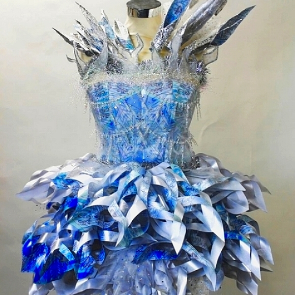 ๐งโโ๏ธโป๏ธ๐Trashion Fashion Alittle About Me (not for sale) - Picture 4 of 11